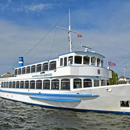 Ruhig Gelegenes Mit Kamin Und Terasse *